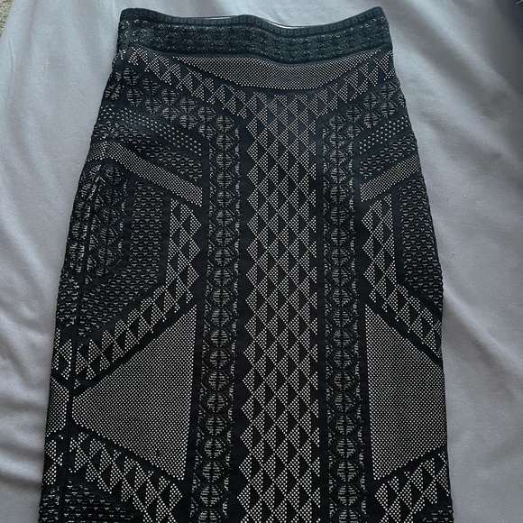 BCBGMaxAzria Dresses & Skirts - BCBG XXS Bandage Skirt NWOT